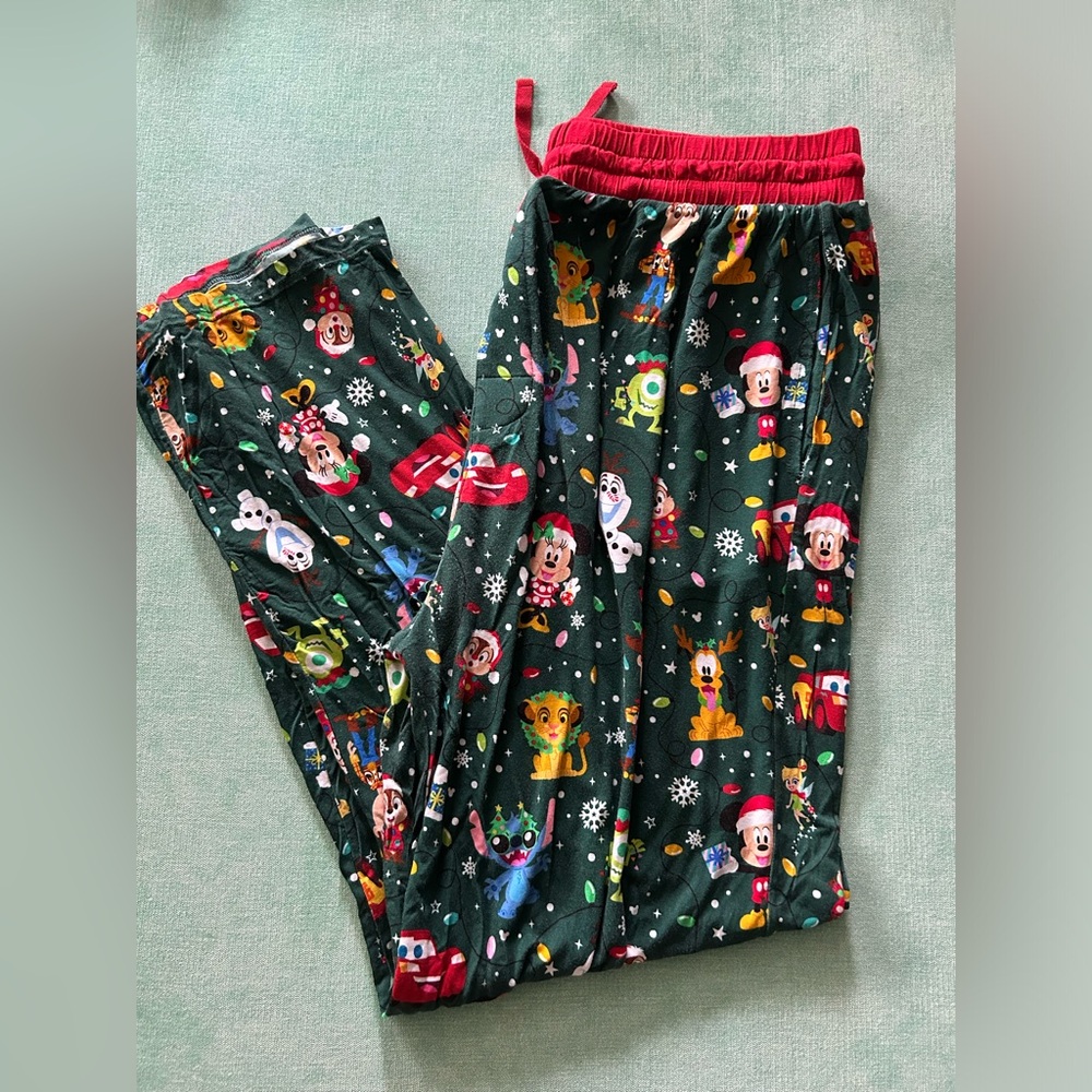 Little Sleepies Men’s XLarge Holiday Parade